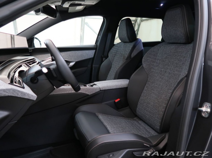 Peugeot 5008 1.2HYBRID,CZ,1Maj,ALLURE, 1800