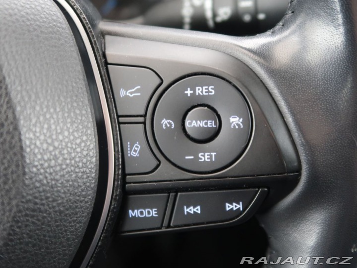 Toyota RAV4 2.5Hybrid,CZ,1Maj,4x4 2019