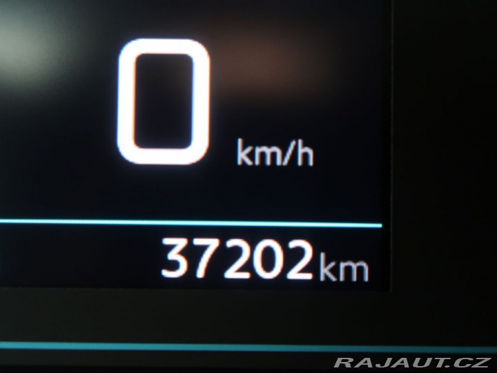 Peugeot 2008 50kWh,SoH 93,9%,Allure 2022