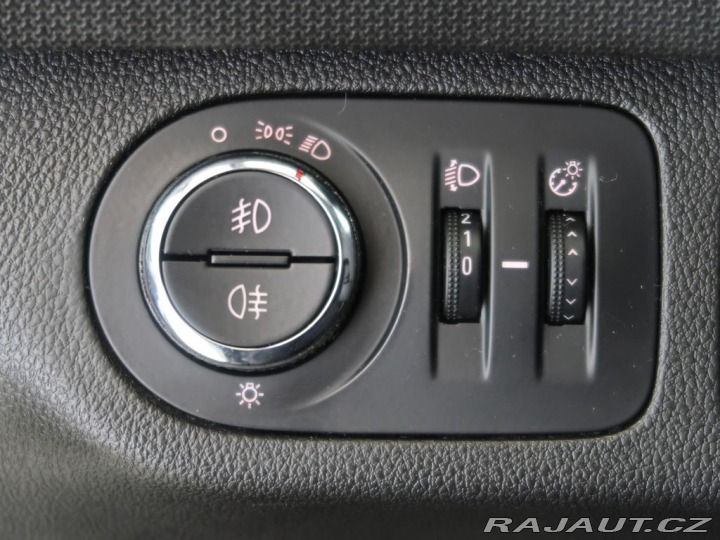 Opel Meriva 1.4Turbo,1Maj,CZ + příční 1800