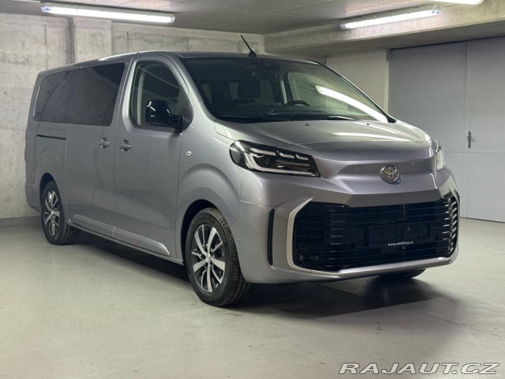 Toyota ProAce Verso L2,Family,EV,100 kW 2026