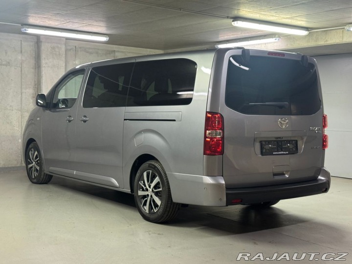 Toyota ProAce Verso L2,Family,EV,100 kW 2026