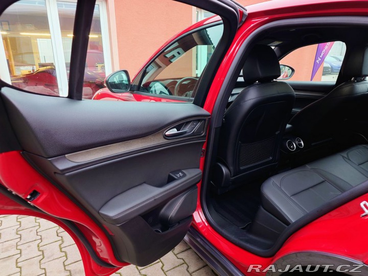Alfa Romeo Stelvio 2.0 Ti 206 kW 2023