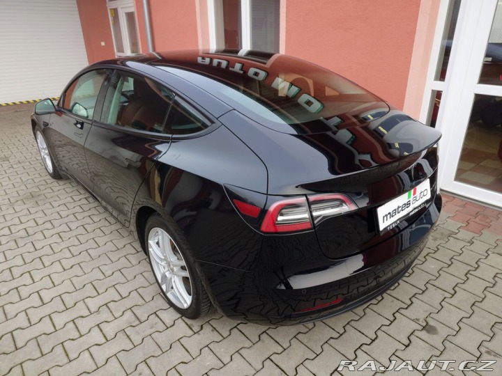 Tesla Model 3 Long Range D.M:366 kW SO 2021