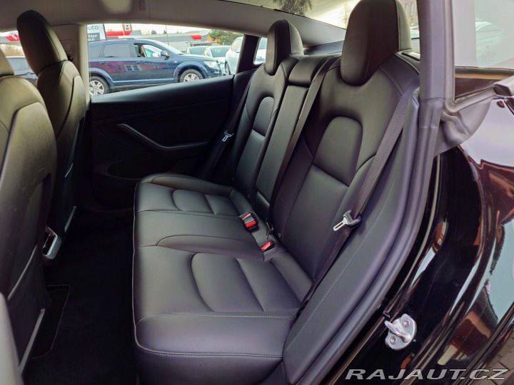 Tesla Model 3 Performance 377 kW REZERV 2021