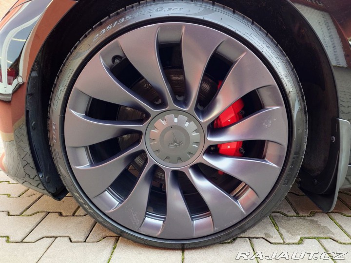 Tesla Model 3 Performance 377 kW REZERV 2021
