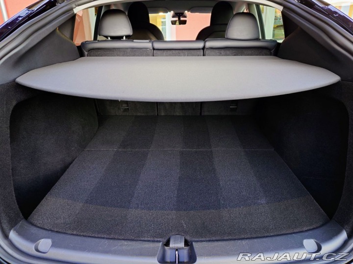 Tesla Model Y Long Range 378kW SOH 93,4 2023