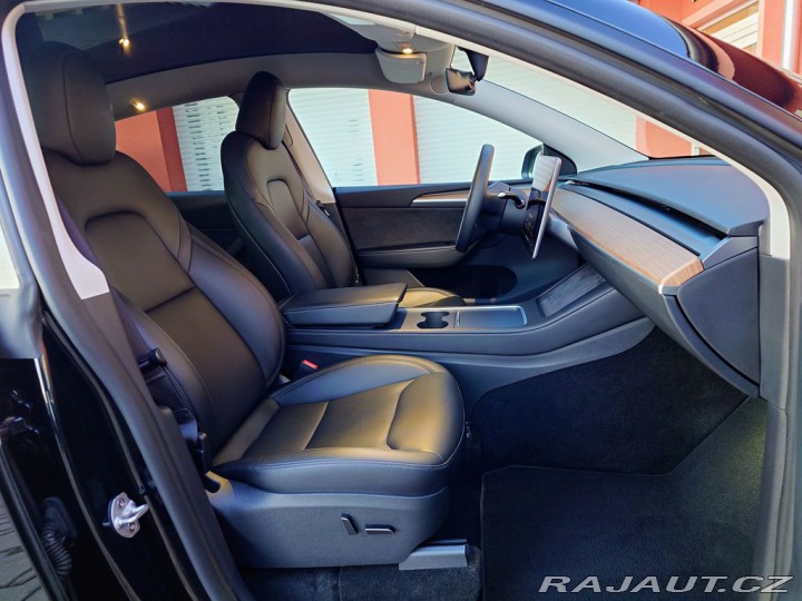 Tesla Model Y Long Range 378kW SOH 93,4 2023