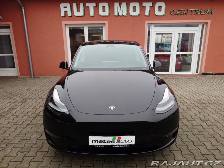 Tesla Model Y L. R.378kW SOH 93,4 PRODÁ 2023