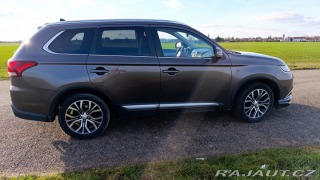 Mitsubishi Outlander 2.2 Di-D 4x4 2016