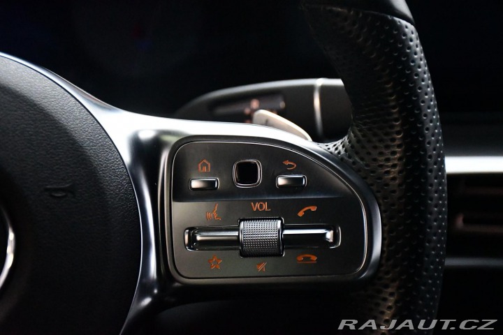 Mercedes-Benz EQC 400 4MATIC AMG ACC REZERV 2021