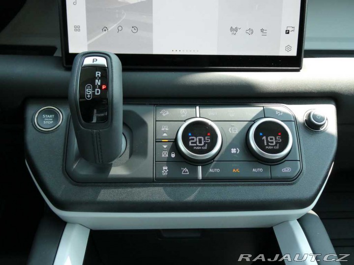 Land Rover Defender 110 3,0 S D200 2025