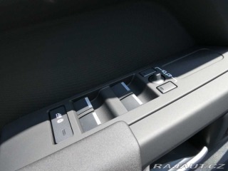 Land Rover Defender 110 3,0 S D200 2025