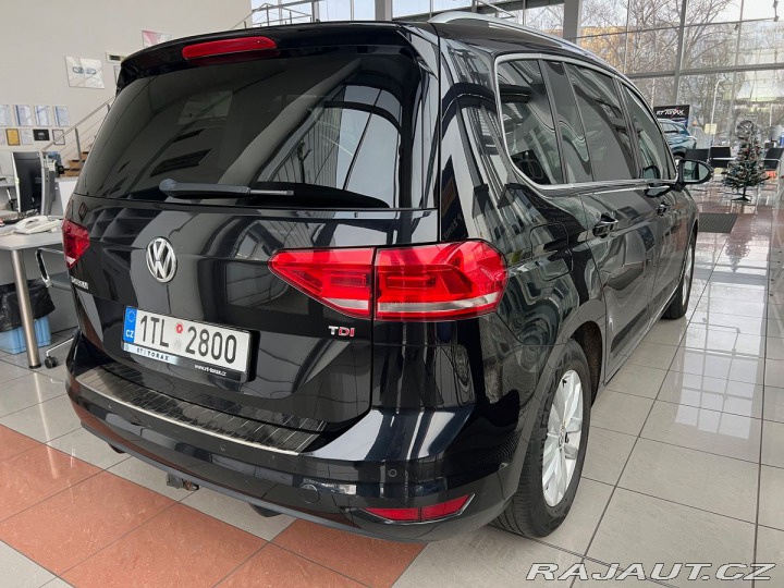 Volkswagen Touran Highline 1,6TDI 85kW 2016