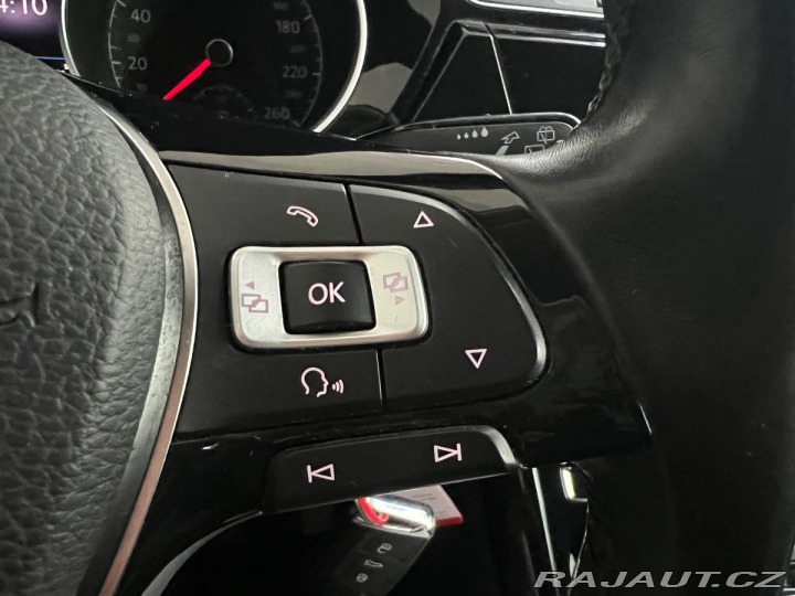 Volkswagen Touran Highline 1,6TDI 85kW 2016