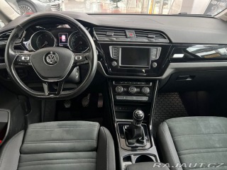 Volkswagen Touran Highline 1,6TDI 85kW 2016