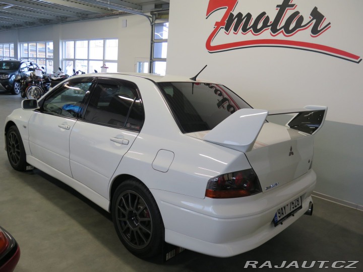 Mitsubishi Lancer Evolution VIII MR FQ 320 2003