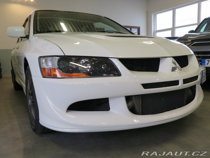 Mitsubishi Lancer Evolution VIII MR FQ 320 2003