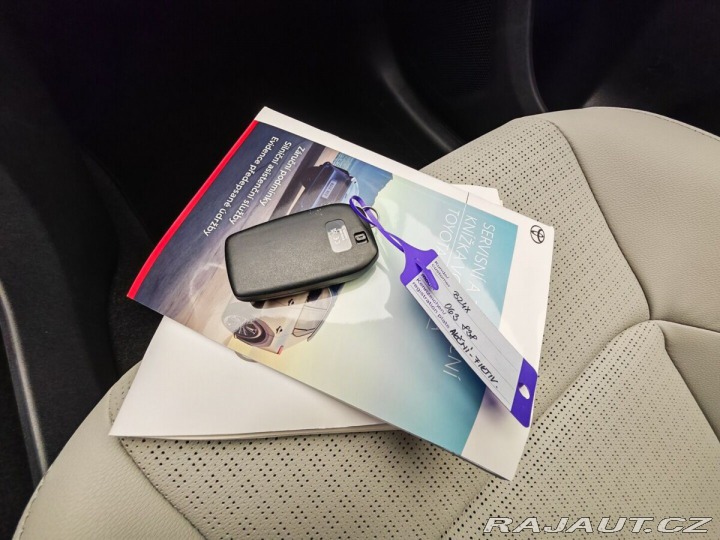 Toyota bZ4X Electric Motor 4x2 Execut 2025