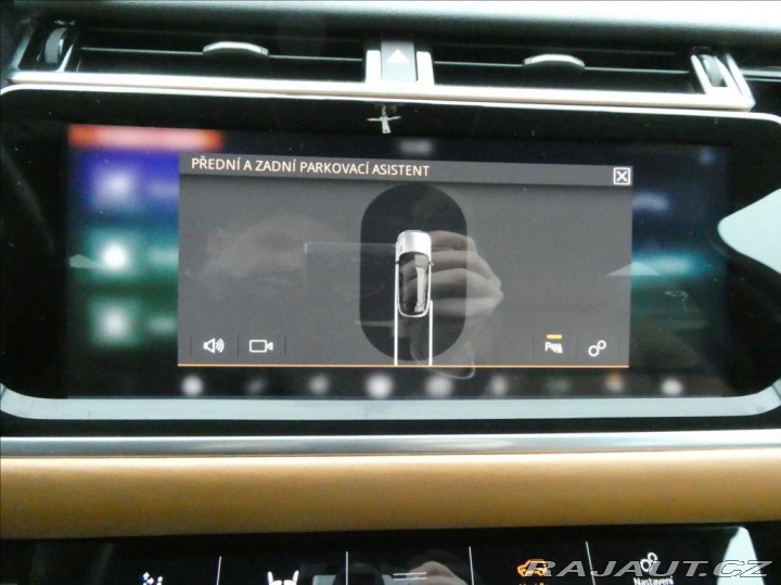Land Rover Range Rover Velar 2,0 D180,1.maj,ČR,DPH,mas 2021