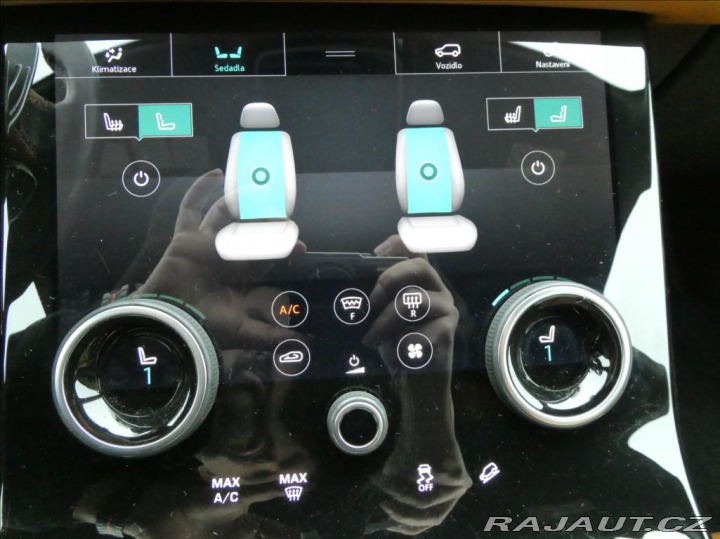 Land Rover Range Rover Velar 2,0 D180,1.maj,ČR,DPH,mas 2021