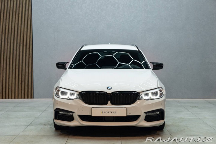 BMW 5 Touring  530d xDrive A/T 2018