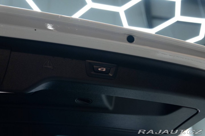 BMW 5 Touring  530d xDrive A/T 2018