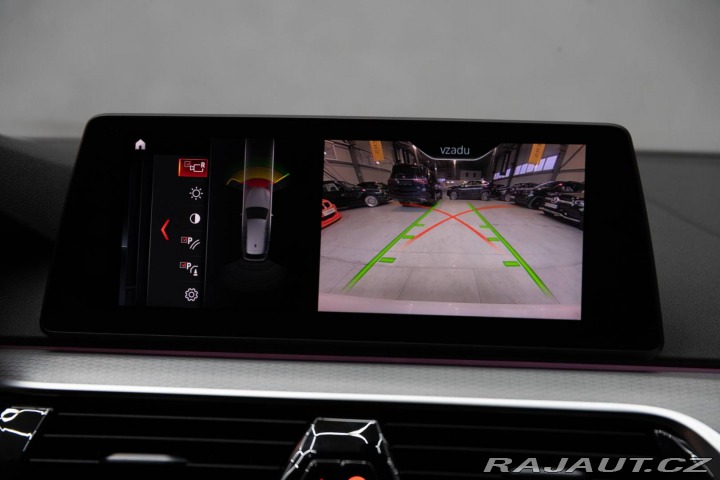 BMW 5 Touring  530d xDrive A/T 2018