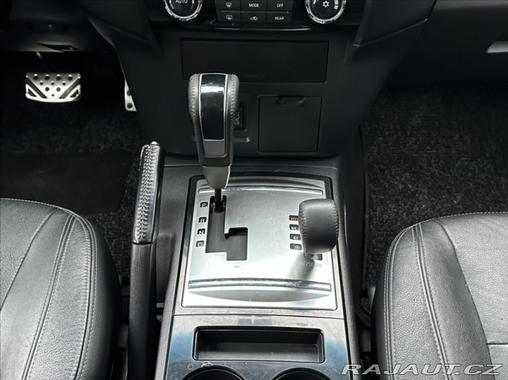 Mitsubishi Pajero 3,2 DI-D 190PS  Plus Star 2017