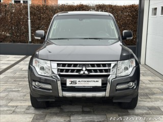 Mitsubishi Pajero 3,2 DI-D 190PS  Plus Star 2017
