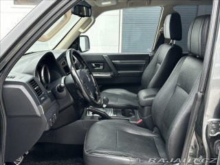 Mitsubishi Pajero 3,2 DI-D 190PS  Plus Star 2017