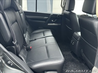 Mitsubishi Pajero 3,2 DI-D 190PS  Plus Star 2017