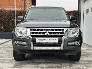 Mitsubishi Pajero 3,2 DI-D 190PS  Plus Star 2017