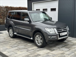 Mitsubishi Pajero 3,2 DI-D 190PS  Plus Star 2017