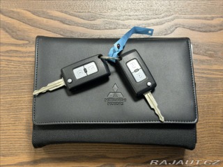 Mitsubishi Pajero 3,2 DI-D 190PS  Plus Star 2017