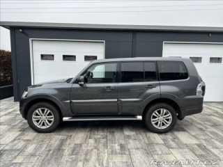 Mitsubishi Pajero 3,2 DI-D 190PS  Plus Star 2017