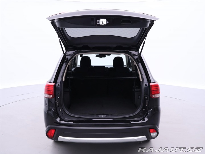 Mitsubishi Outlander 2,3 DI-D 110kW 4WD CZ Ins 2018