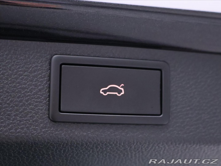 Škoda Karoq 2,0 TDI DSG DPH Ambition 2023