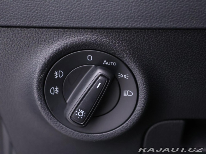Škoda Karoq 2,0 TDI DSG DPH Ambition 2023