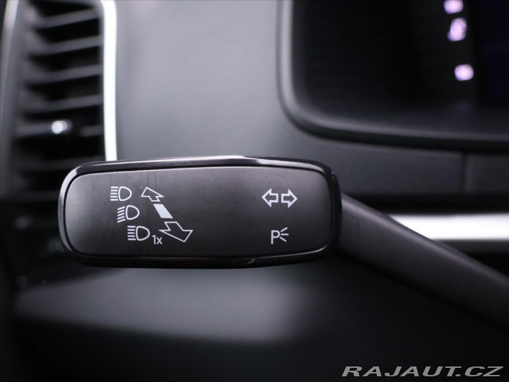 Škoda Karoq 2,0 TDI DSG DPH Ambition 2023