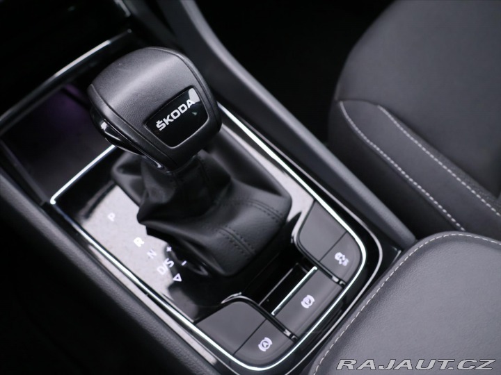 Škoda Karoq 2,0 TDI DSG DPH Ambition 2023