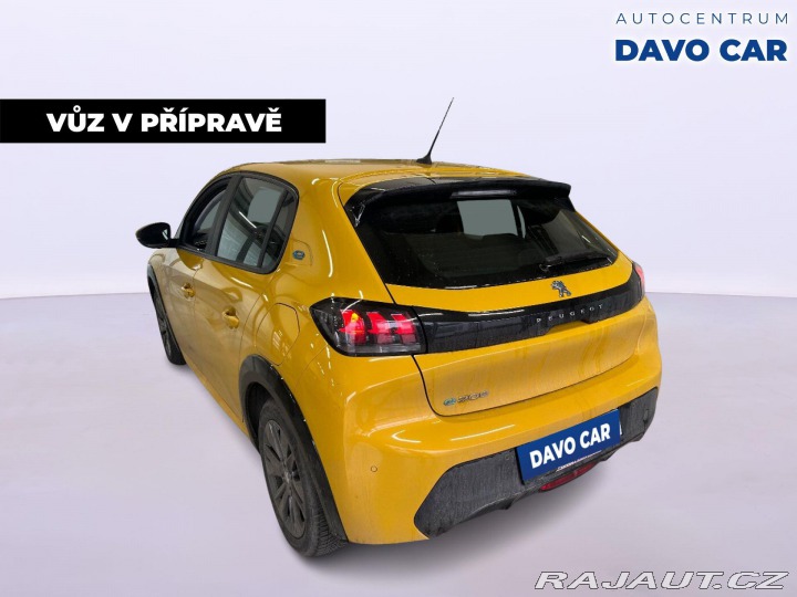 Peugeot 208 e-Allure 100kW DPH Elektr 2021