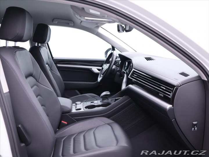 Volkswagen Touareg 3,0 TDI V6 170kW DSG 4M C 2020