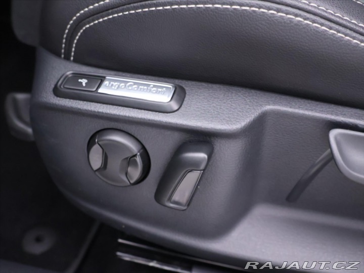 Volkswagen Passat 2,0 TDI 110kW DSG Eleganc 2021