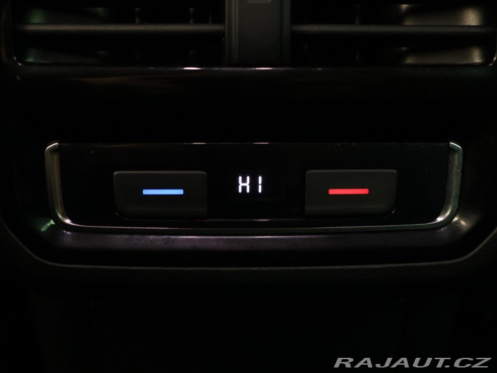 Volkswagen Passat 2,0 TDI 110kW DSG Eleganc 2021