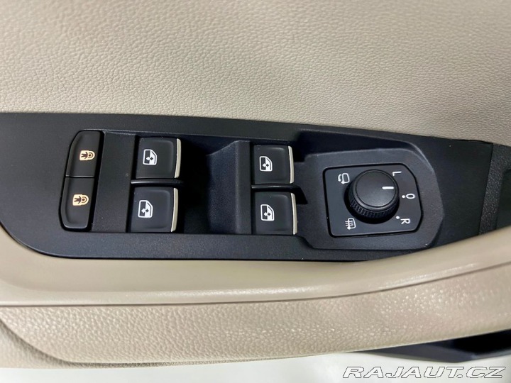 Škoda Karoq 1.0TSI DSG STYLE, NAVIGAC 2019