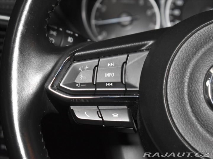 Mazda CX-5 2,0 headup,360,tažný,BLIS 2019