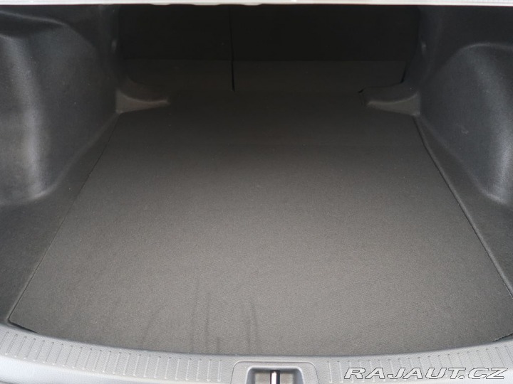 Toyota Corolla 1.8Hybrid,1Maj,CZ,Style 2023