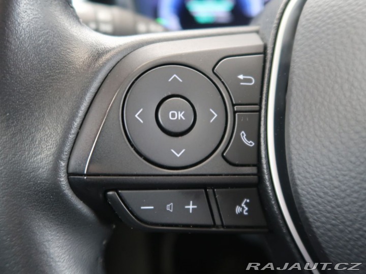 Toyota Corolla 1.8Hybrid,1Maj,CZ,Style 2023