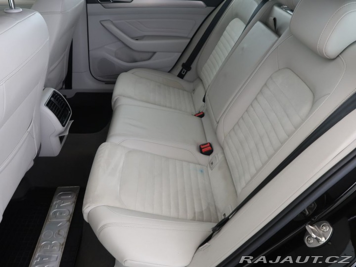 Volkswagen Passat 2.0TDI,140kW,DSG,CZ,Elega 2019